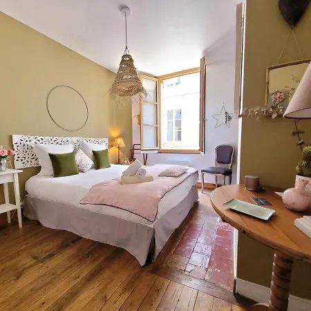 -parking Privé -le Valentin -coeur Historique -la Clef De * Honfleur