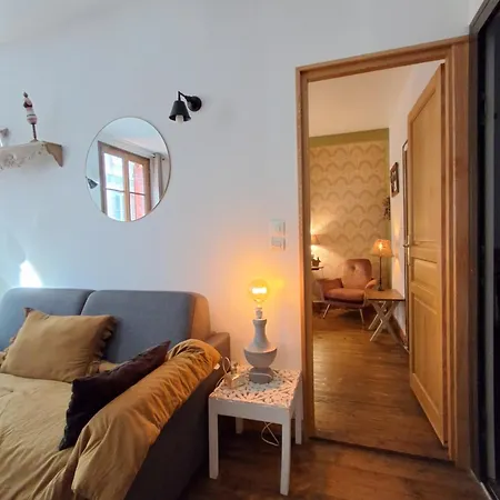 Parking Prive -le Valentin -coeur Historique -la Clef De 옹플뢰르