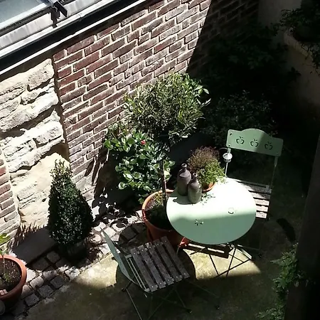 -parking Privé -le Valentin -coeur Historique -la Clef De