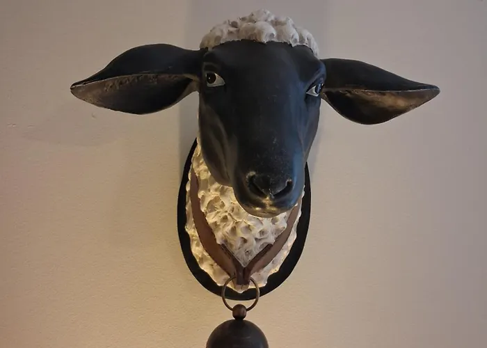 Parking Prive -le Valentin -coeur Historique -la Clef De 옹플뢰르