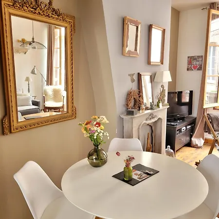 Parking Prive -le Valentin -coeur Historique -la Clef De