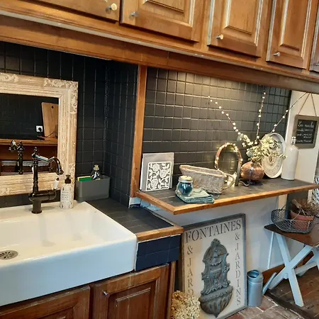 Appartement Parking Prive -le Valentin -coeur Historique -la Clef De