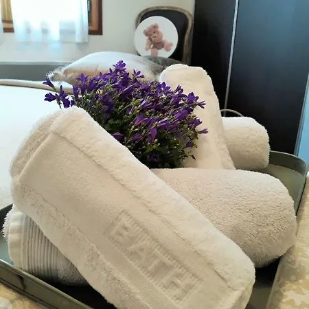 Appartement Parking Prive -le Valentin -coeur Historique -la Clef De