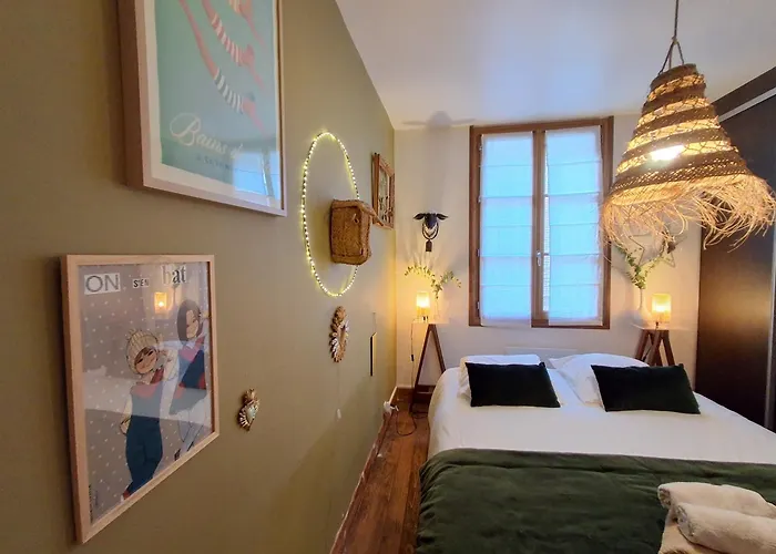 Parking Prive -le Valentin -coeur Historique -la Clef De * Honfleur